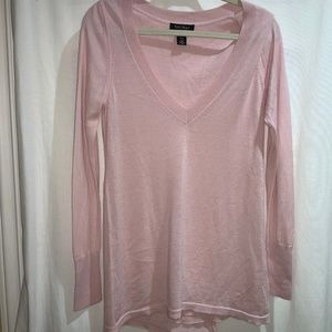 WHBM V neck sweater Sz S wool blend fly away back White House Black Market